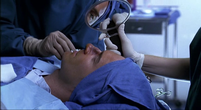 Charmed-Online-dot-NL-NipTuck2x02-2203.jpg