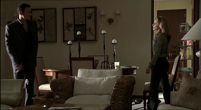 Charmed-Online-dot-NL-NipTuck2x03-0828.jpg