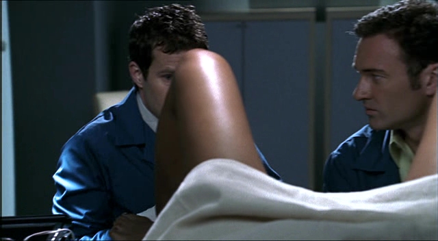 Charmed-Online-dot-NL-NipTuck2x03-1708.jpg