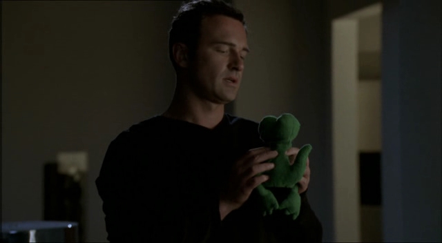 Charmed-Online-dot-NL-NipTuck2x04-0590.jpg