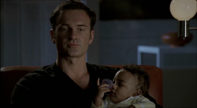 Charmed-Online-dot-NL-NipTuck2x04-0725.jpg