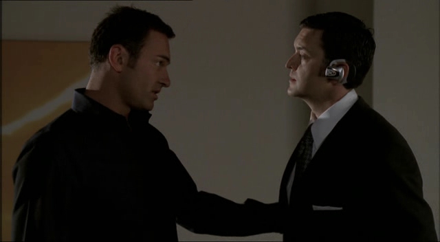 Charmed-Online-dot-NL-NipTuck2x04-1828.jpg