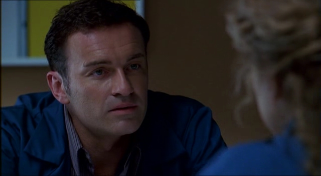 Charmed-Online-dot-NL-NipTuck2x06-0515.jpg