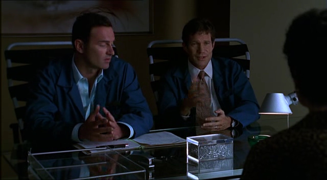 Charmed-Online-dot-NL-NipTuck2x06-0709.jpg