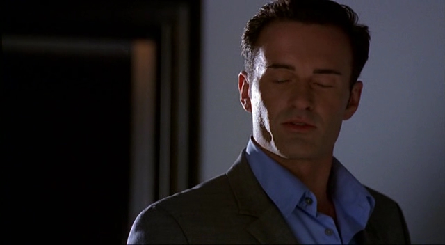 Charmed-Online-dot-NL-NipTuck2x06-1312.jpg