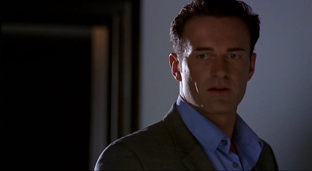 Charmed-Online-dot-NL-NipTuck2x06-1326.jpg