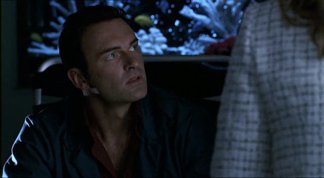 Charmed-Online-dot-NL-NipTuck2x07-0170.jpg
