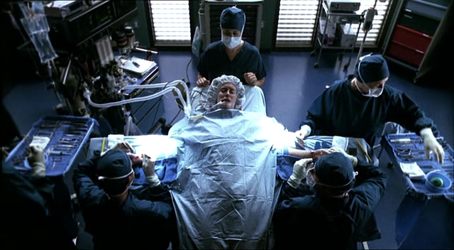 Charmed-Online-dot-NL-NipTuck2x08-0302.jpg