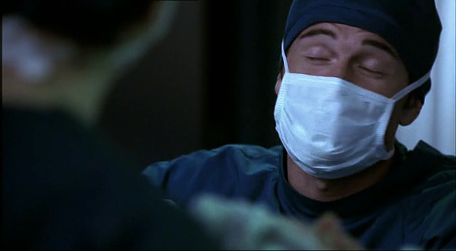 Charmed-Online-dot-NL-NipTuck2x08-0318.jpg