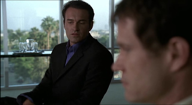 Charmed-Online-dot-NL-NipTuck2x09-0080.jpg