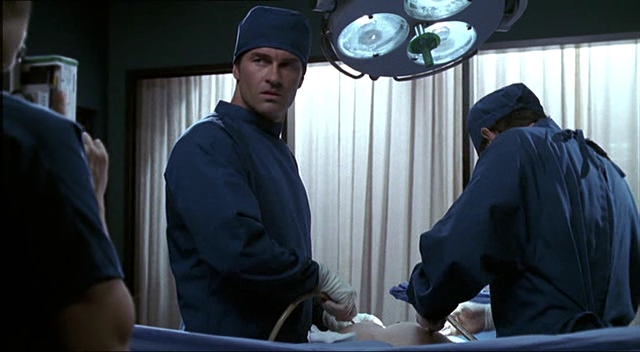 Charmed-Online-dot-NL-NipTuck2x09-0300.jpg