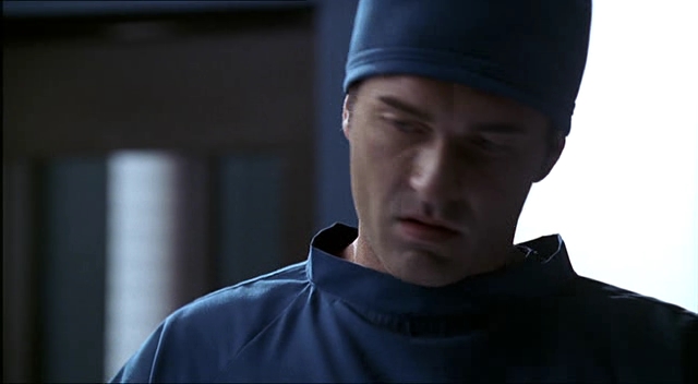 Charmed-Online-dot-NL-NipTuck2x09-0315.jpg