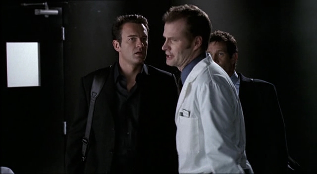 Charmed-Online-dot-NL-NipTuck2x09-0698.jpg