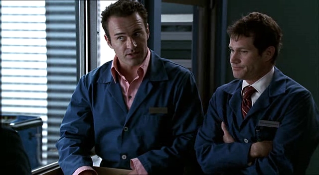 Charmed-Online-dot-NL-NipTuck2x16-0190.jpg