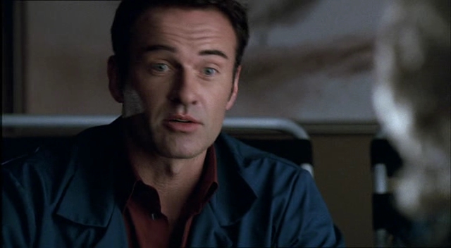 Charmed-Online-dot-NL-NipTuck2x16-0422.jpg