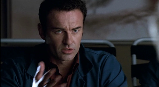 Charmed-Online-dot-NL-NipTuck2x16-0485.jpg