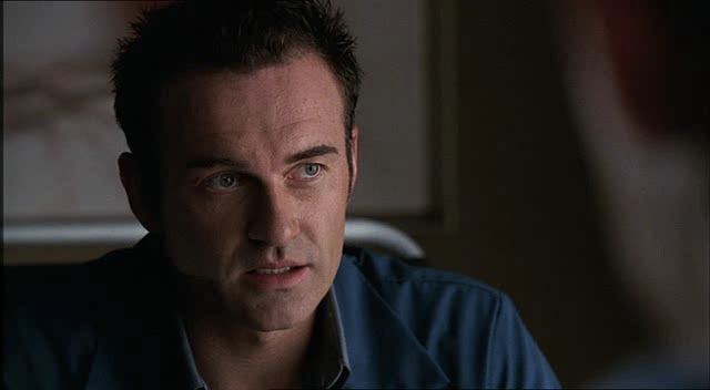 Charmed-Online-dot-NL-NipTuck2x16-1280.jpg