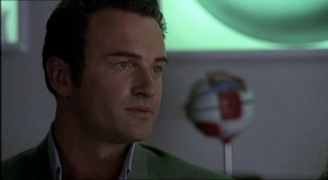 Charmed-Online-dot-NL-NipTuck2x11-0522.jpg