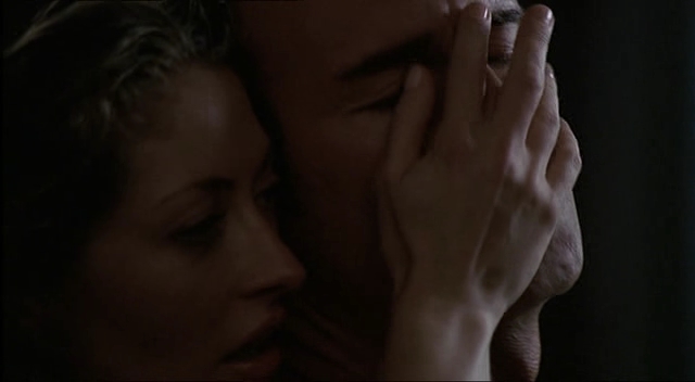 Charmed-Online-dot-NL-NipTuck2x11-2216.jpg