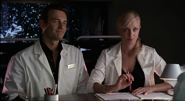 Charmed-Online-dot-NL-NipTuck2x12-0932.jpg