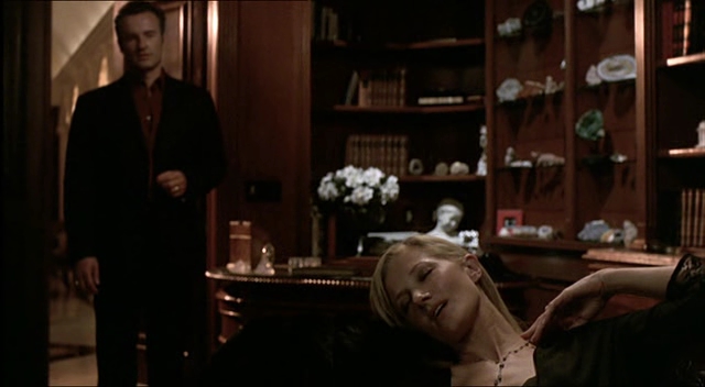 Charmed-Online-dot-NL-NipTuck2x12-1908.jpg