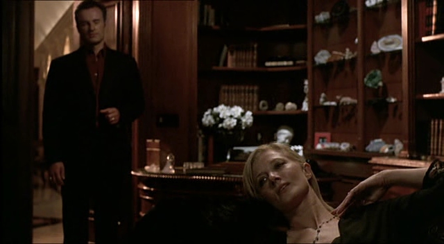 Charmed-Online-dot-NL-NipTuck2x12-1912.jpg
