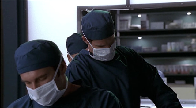Charmed-Online-dot-NL-NipTuck2x13-1013.jpg