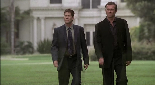Charmed-Online-dot-NL-NipTuck2x16-1454.jpg