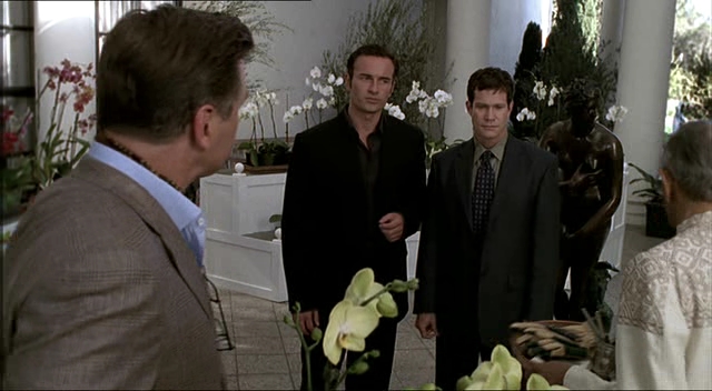Charmed-Online-dot-NL-NipTuck2x16-1647.jpg