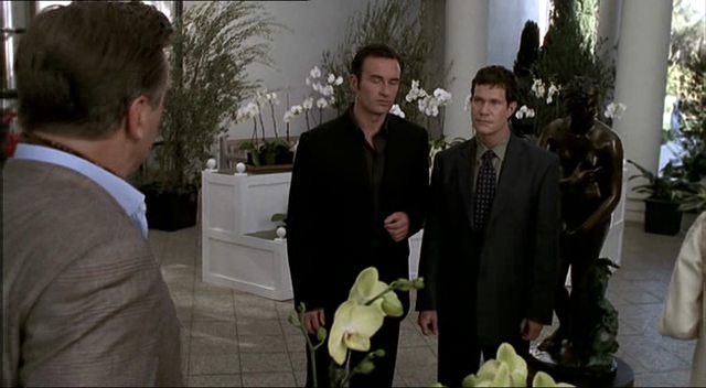Charmed-Online-dot-NL-NipTuck2x16-1648.jpg