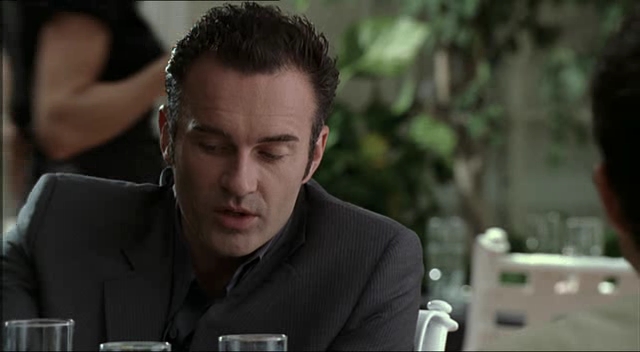 Charmed-Online-dot-NL-NipTuck2x16-1978.jpg
