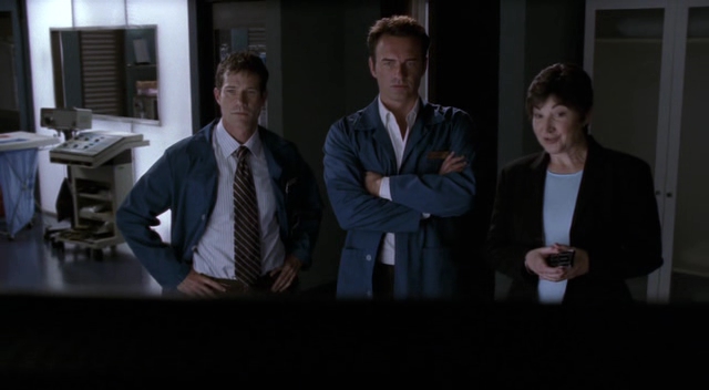 Charmed-Online-dot-NL-NipTuck3x01-0148.jpg