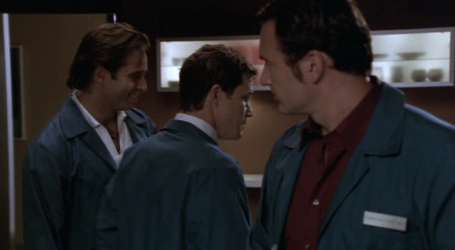 Charmed-Online-dot-NL-NipTuck3x02-0504.jpg