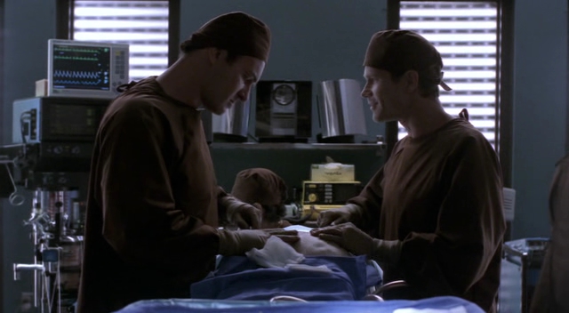 Charmed-Online-dot-NL-NipTuck3x02-1608.jpg