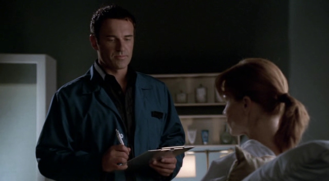 Charmed-Online-dot-NL-NipTuck3x04-1208.jpg