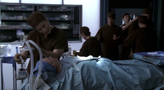 Charmed-Online-dot-NL-NipTuck3x06-0236.jpg