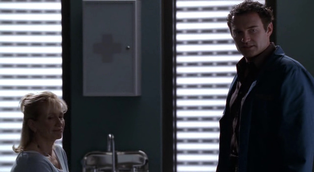 Charmed-Online-dot-NL-NipTuck3x08-1114.jpg