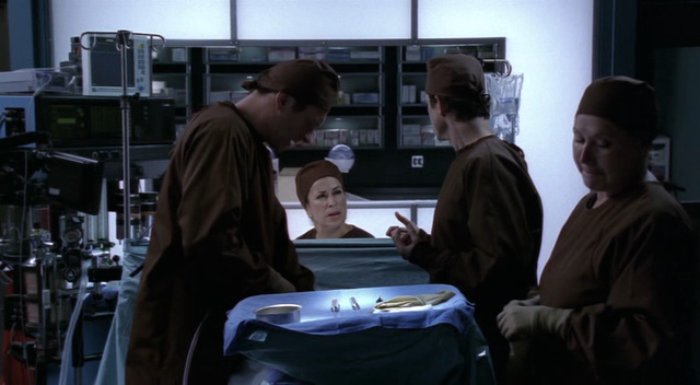 Charmed-Online-dot-NL-NipTuck3x13-0497.jpg