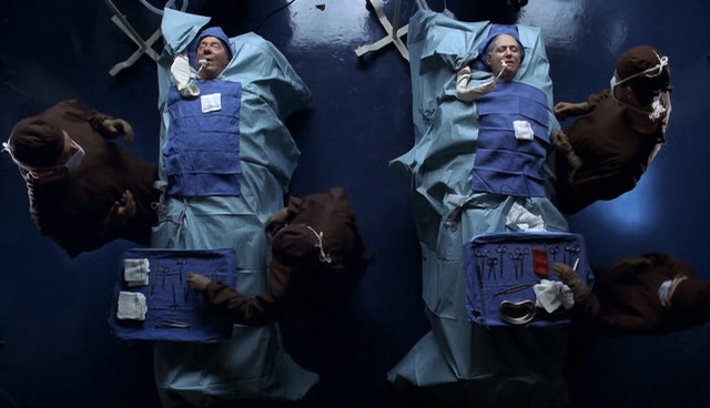 Charmed-Online-dot-NL-NipTuck4x01-0018.jpg