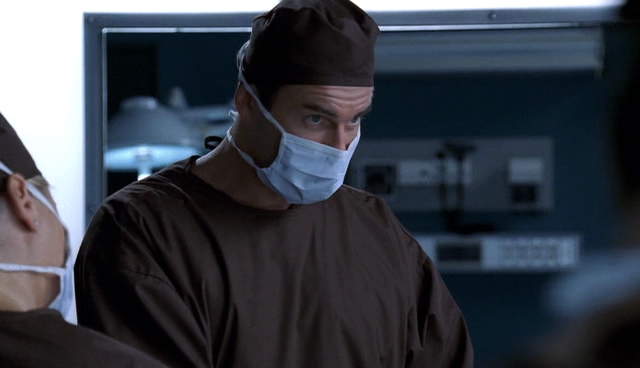 Charmed-Online-dot-NL-NipTuck4x01-0042.jpg