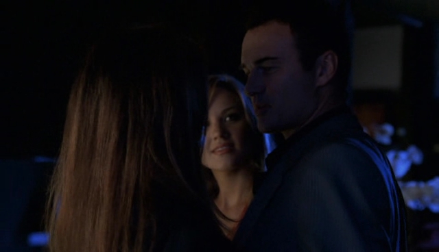 Charmed-Online-dot-NL-NipTuck4x01-0213.jpg