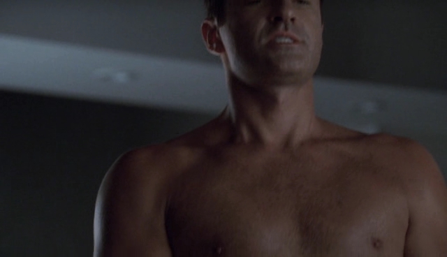 Charmed-Online-dot-NL-NipTuck4x01-0329.jpg