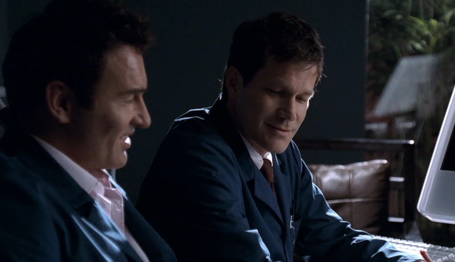 Charmed-Online-dot-NL-NipTuck4x01-0520.jpg