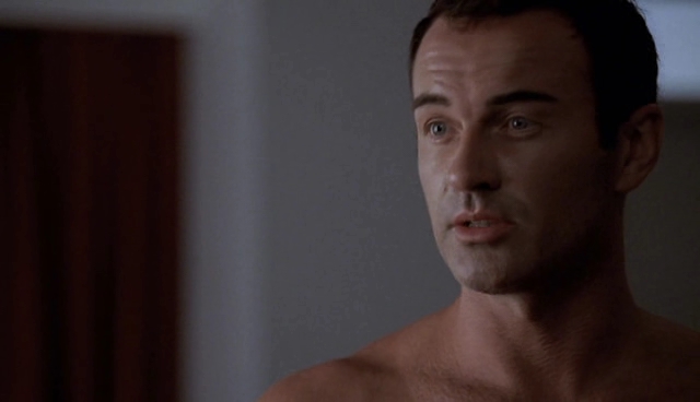 Charmed-Online-dot-NL-NipTuck4x01-0911.jpg