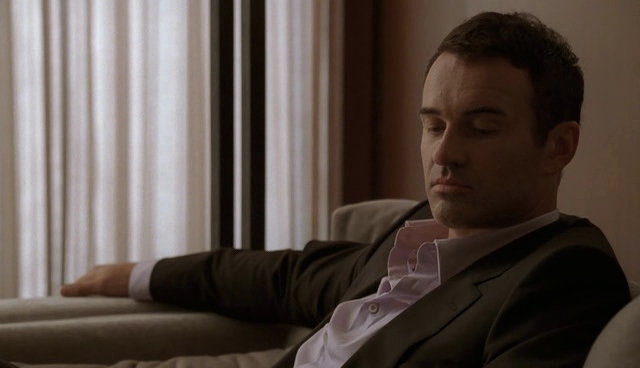 Charmed-Online-dot-NL-NipTuck4x01-1138.jpg