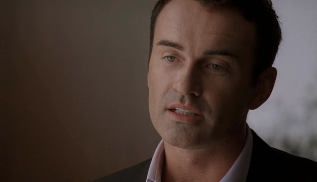Charmed-Online-dot-NL-NipTuck4x01-1228.jpg