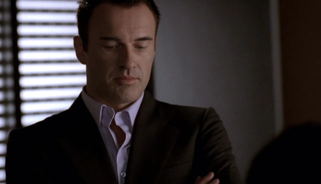 Charmed-Online-dot-NL-NipTuck4x01-1296.jpg