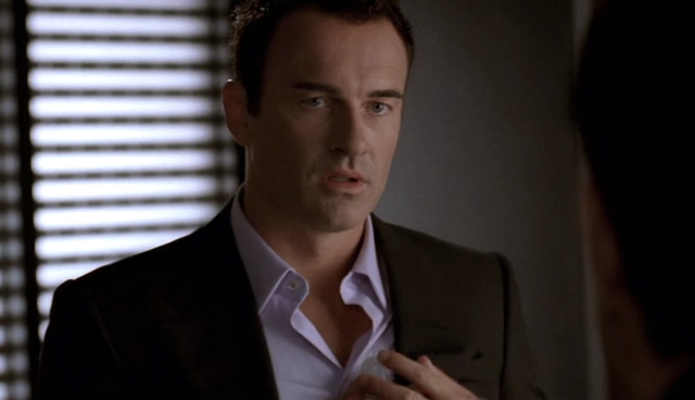 Charmed-Online-dot-NL-NipTuck4x01-1301.jpg