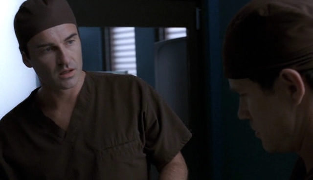 Charmed-Online-dot-NL-NipTuck4x01-1892.jpg