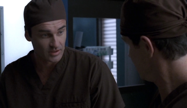 Charmed-Online-dot-NL-NipTuck4x01-1914.jpg